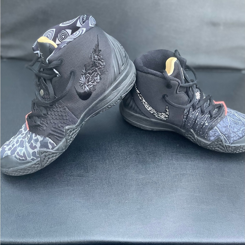 Nike | Kybird S2 “What The”